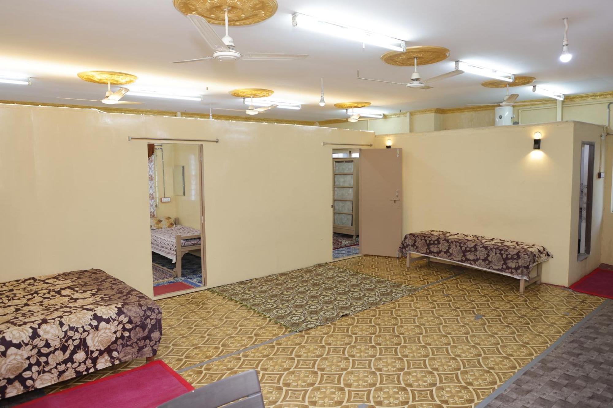 ハイデラバード3 Bhk Non-Ac For 4 To 10 Guests For Familiesアパートメント エクステリア 写真